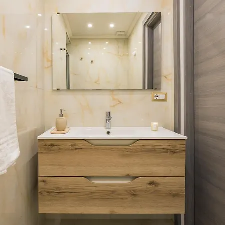 Bed & Breakfast Urban - Con Artistiche A Centro Vicino Via Etnea Katánie